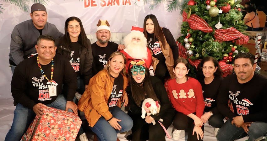 Cerca de 400 niñas y niños visitaron “La Villa de Santa”