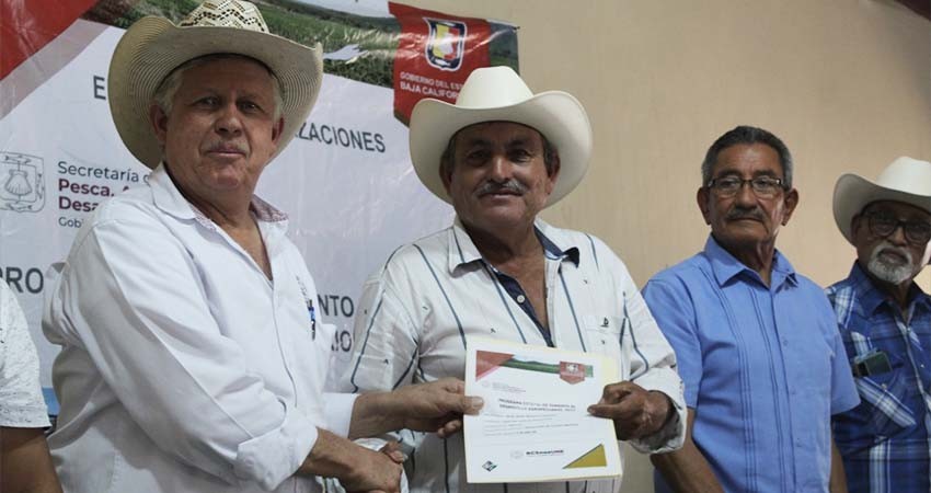 Se invirtieron 21.5 MDP en apoyo al sector agropecuario durante el primer año de gobierno: JABB