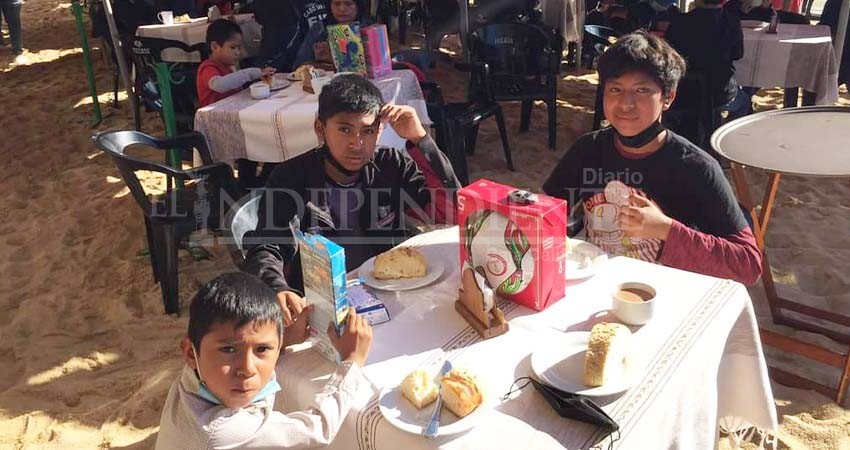 Bomberos de Cabo San Lucas donaron 1500 juguetes en este Día de Reyes