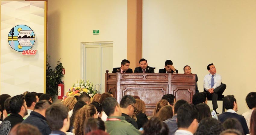 Invita UABCS a taller de habilidades de litigación oral