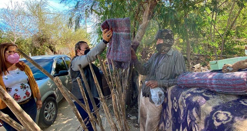 Para llegar a más beneficiados, DIF Los Cabos extiende su campaña “Cobija a una Familia”