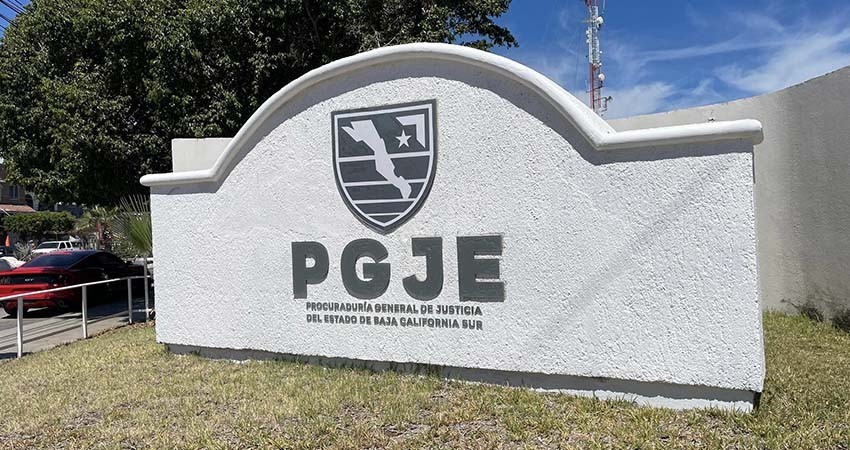 Sentencia a más de 3 años de prisión al culpable del delito de robo con violencia