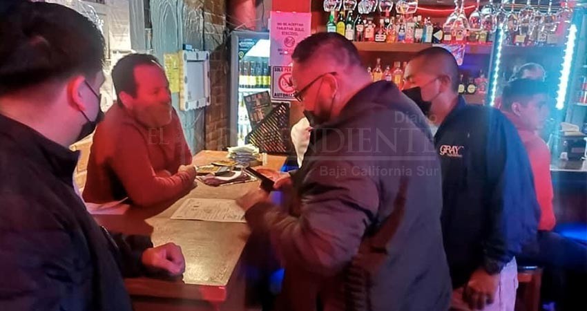 Conjuntan esfuerzos dependencias municipales y federales para fortalecer los operativos en bares de Los Cabos