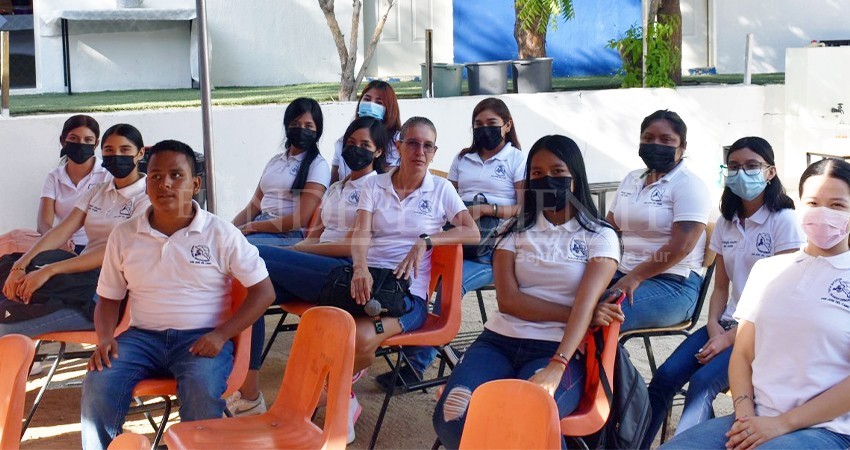 Estudiantes de pedagogía en SJC temen quedarse sin estudios