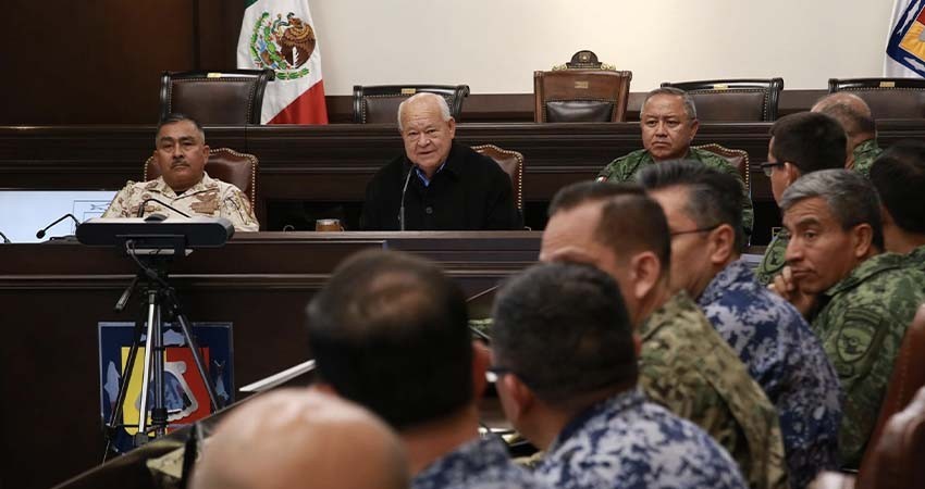 Se reúne Castro Cosío con estudiantes del Colegio de la Defensa Nacional