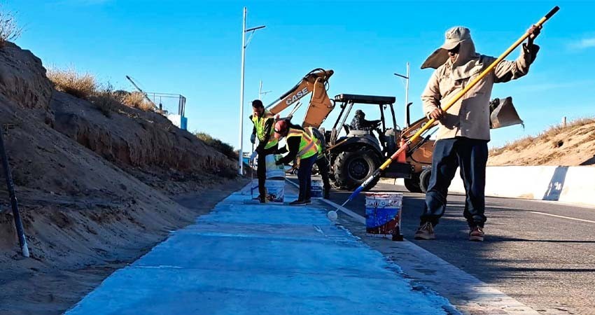 Realiza Servicios Públicos trabajos de limpieza en comunidad de Puerto Chale