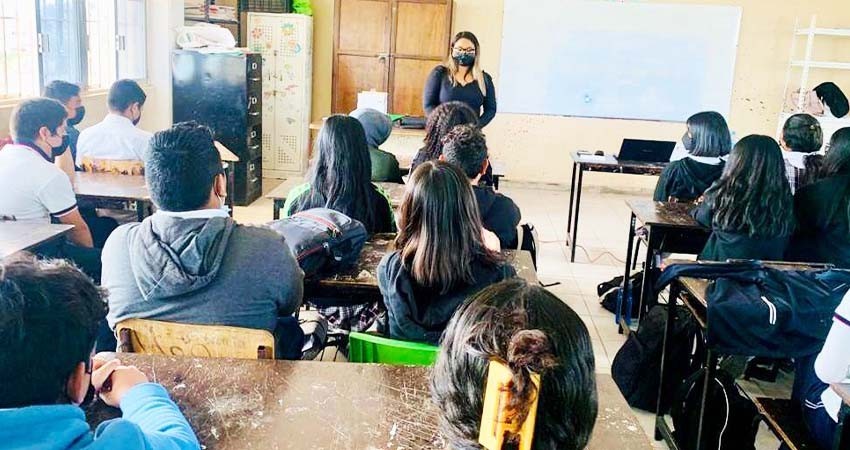 Coordinación de Derechos Humanos promueve una cultura de paz y no discriminación en escuelas secundarias de CSL