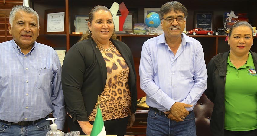 Consolida el alcalde Leggs Castro los lazos de trabajo con el Sindicato de Burócratas