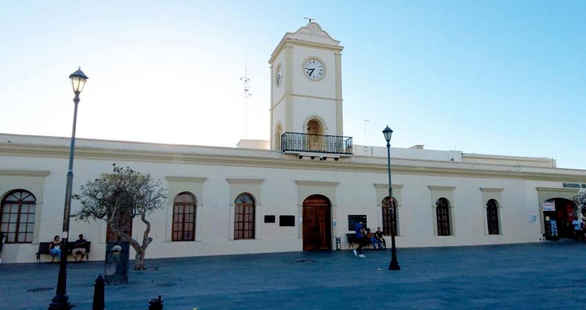Continúan enroques y reducción a la nómina en el Ayuntamiento Los Cabos