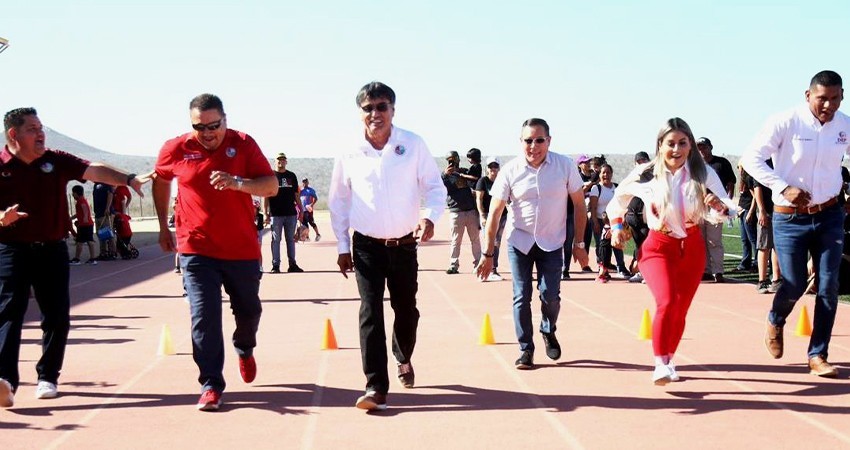 Inaugura alcalde Oscar Leggs Castro la 4° Convivencia Deportiva: “Si me incluyes participamos todos”