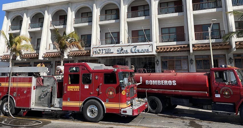 Primer piso y habitaciones, los daños en Hotel Los Arcos tras incendio