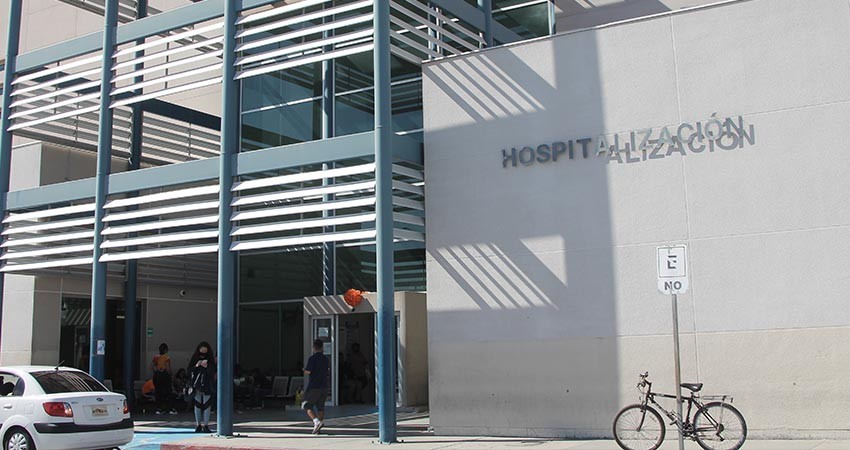 Inician investigación por el asesinato de un hombre en las afueras de un supermercado