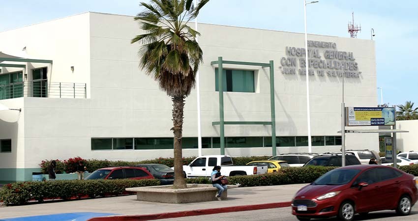 Aún hay aspectos que mejorar del Hospital Salvatierra, reconoce Castro Cosío