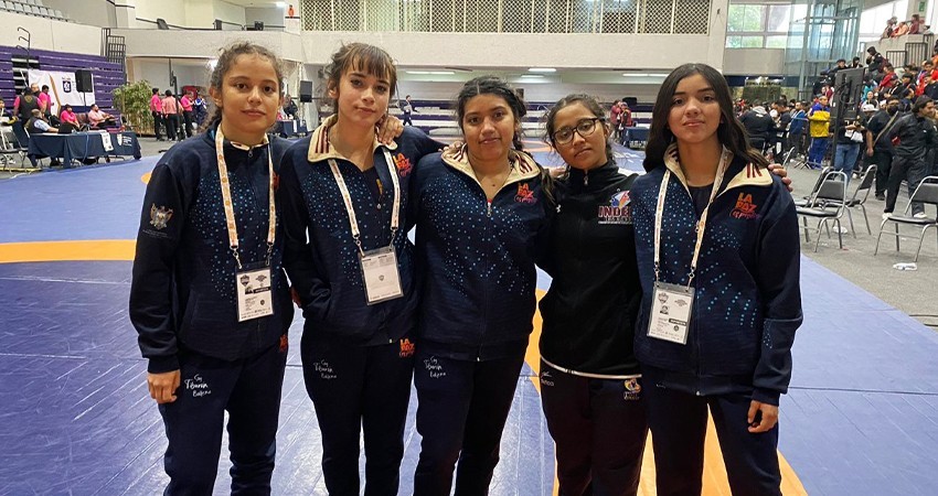 Se clasifican luchadores de BCS al nacionales CONADE