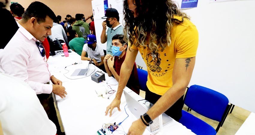 Invitan a jóvenes a participar en el primer Hackathon “Ingenio Costero”