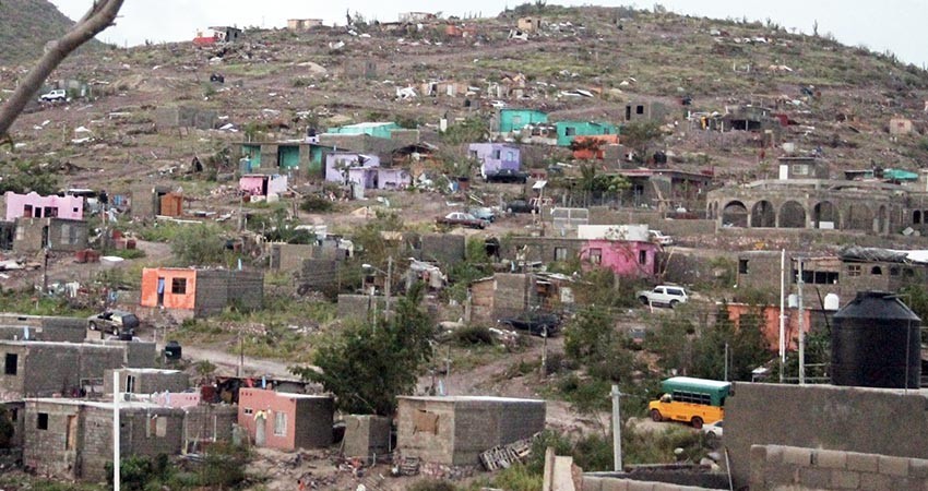 Gobierno federal brindará apoyo para vivienda a familias de colonias marginadas en La Paz