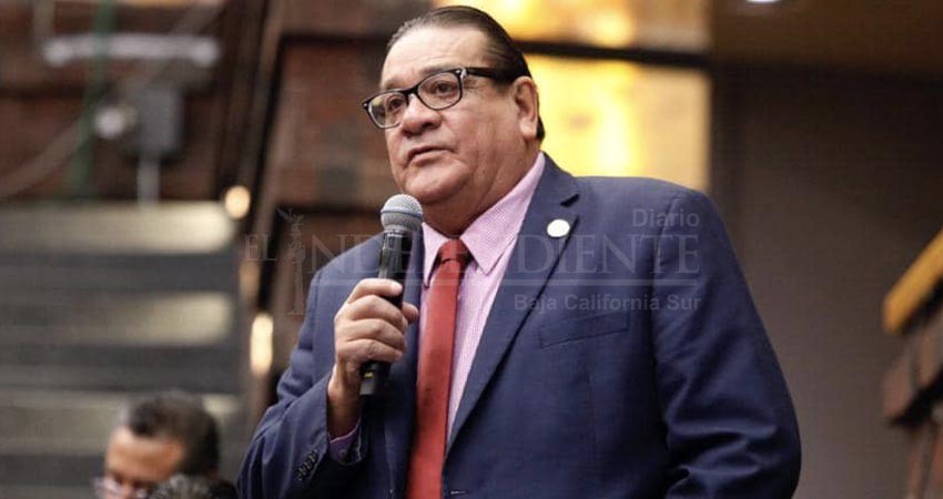 Convoca Porras Domínguez a instituciones científicas y académicas a realizar estudios de humedad y temperaturas en BCS