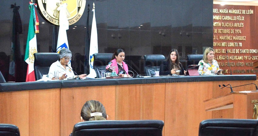 Aprueban incorporar nuevos conceptos en la Ley de Derechos de BCS