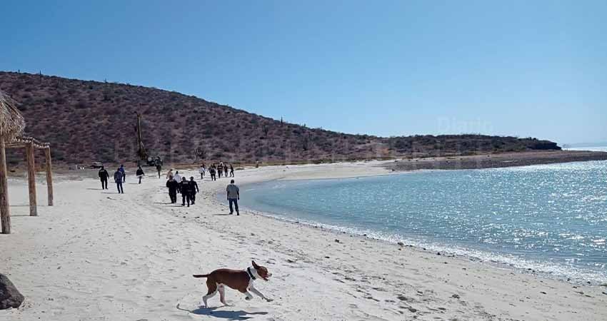 Liberan acceso a otra playa en La Paz; tenía al menos 10 años bloqueada
