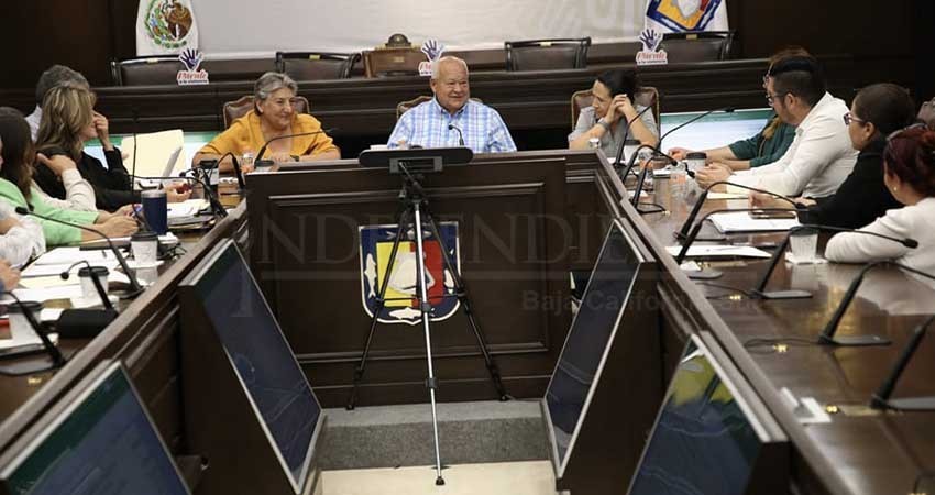 Encabeza Castro Cosío reunión de comité del Fideicomiso para la Atención de Daños Ocasionados por Desastres Naturales