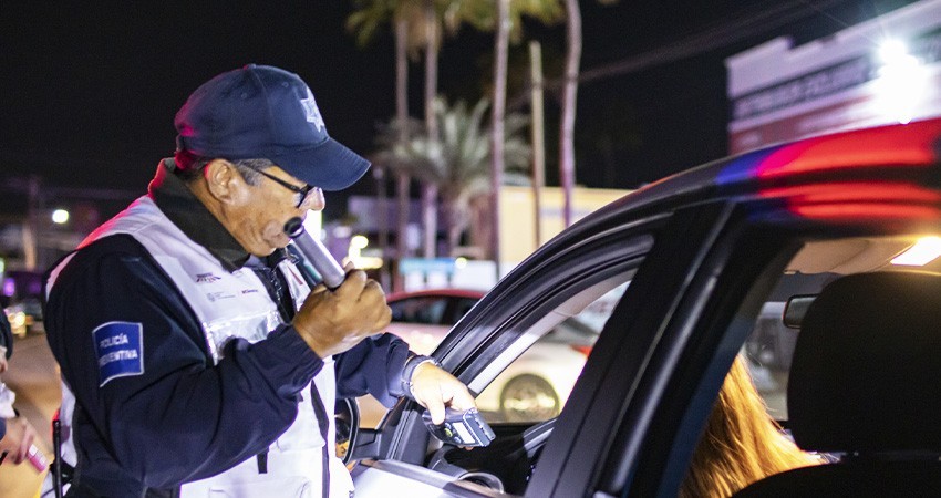 Tras 111 entrevistas a conductores durante alcoholímetro se retuvieron a 18 personas