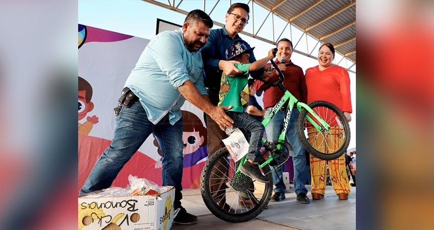 Celebra DIF La Paz el Festival de la Niñez en la colonia La Pasión