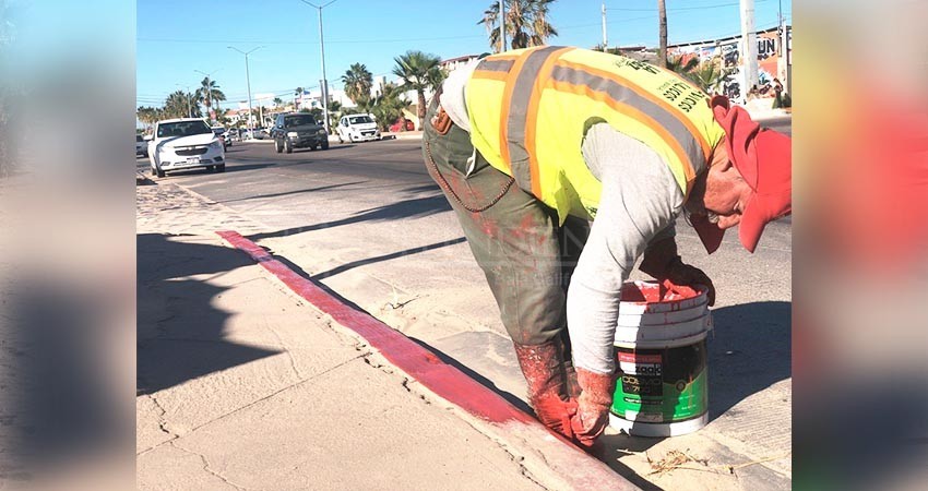 Realiza Servicios Públicos pintado de 1.5 kilómetros en bulevar Constituyentes