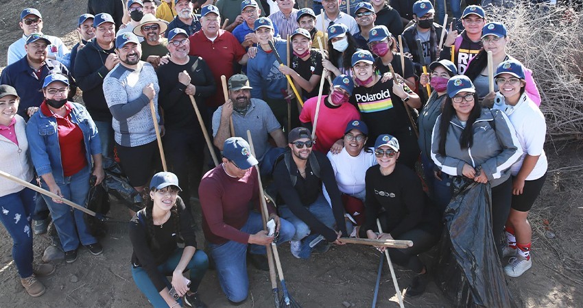 Más de dos mil personas participaron en la jornada de limpieza en La Paz