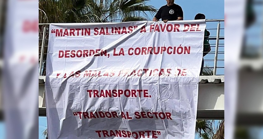 Insisten agremiados en la destitución del Director de Transporte BCS