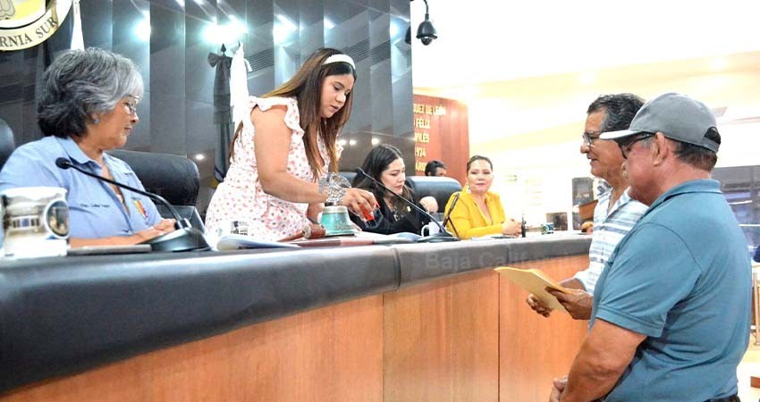 Recibe Congreso iniciativa para eliminar restricciones para aspirantes a la rectoría de UABCS