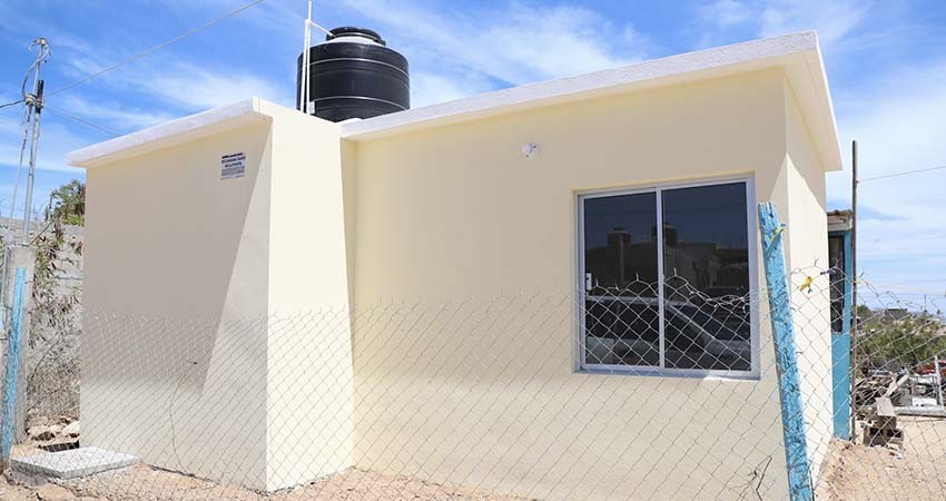 Entrega INVI 8 acciones de vivienda en Los Cabos