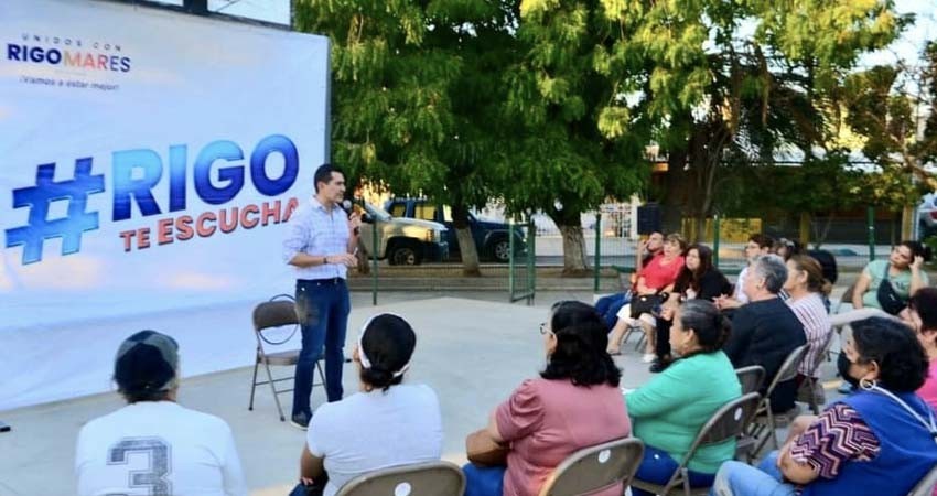 Continúa el diputado Mares Aguilar recorriendo su distrito escuchando a los ciudadanos