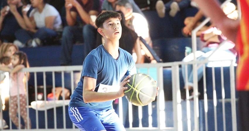 Participan 90 basquetbolistas en los try outs en La Paz