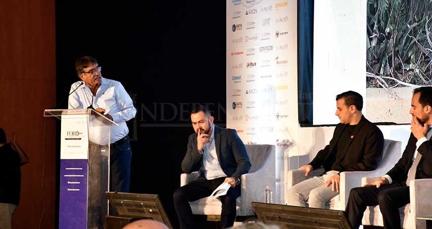 Presenta alcalde Leggs Castro retos, avances y logros en materia de servicios públicos, agua potable y seguridad en Los Cabos