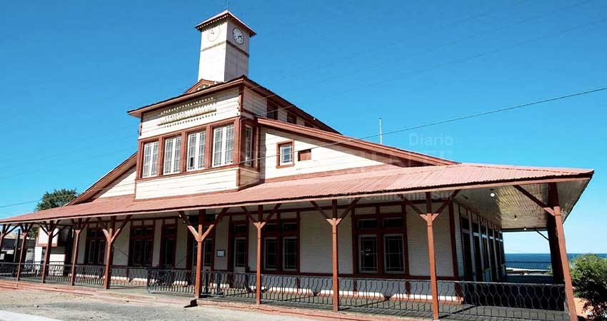 Gobierno de BCS hace formal la solicitud para que Santa Rosalía sea nombrado Pueblo Mágico