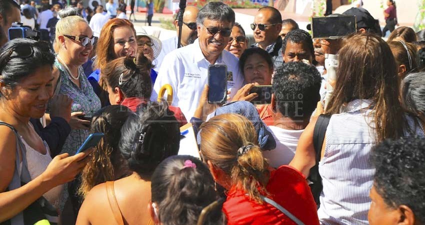 Integrantes de la Coordinadora Indígena y Afromexicana externan respaldo al Gobierno que preside Leggs Castro