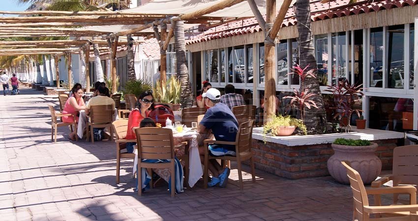 Esperan restauranteros de BCS buena racha de trabajo durante el verano