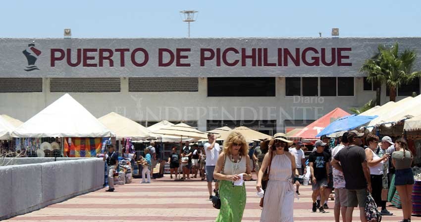 Por primera vez, Emerald Princess visita La Paz; deja una derrama económica de 4mdp