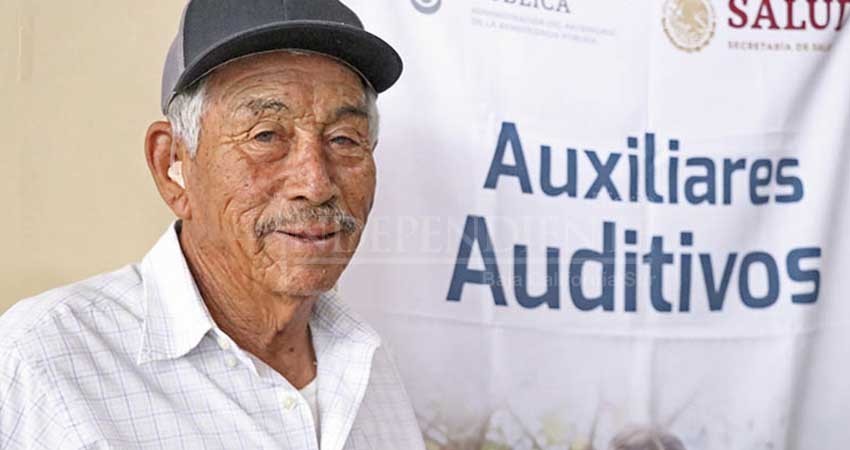 Entrega el gobierno de BCS más de 1,200 auxiliares auditivos a personas vulnerables