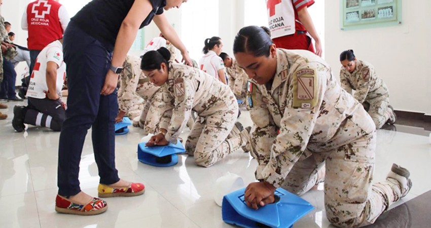 Promueve Mesa de Seguridad capacitación a elementos de las Fuerzas Armadas y Policiales de BCS