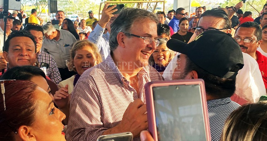 Romper la barrera entre pobreza y lujos: promesa de Ebrard en Los Cabos