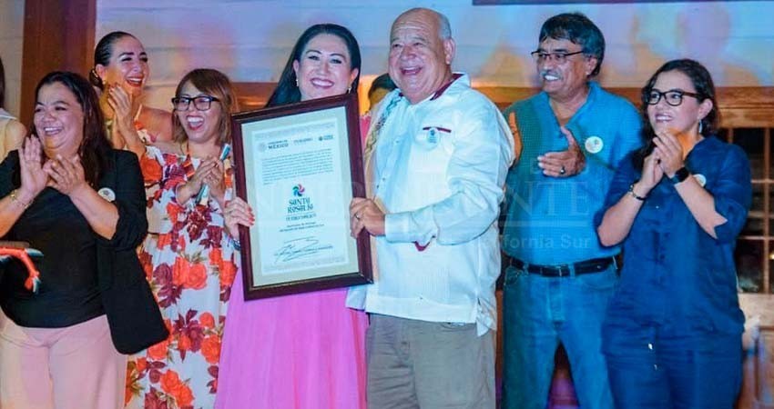 Entrega gobernador Castro Cosío, nombramiento de Pueblo Mágico a Santa Rosalía