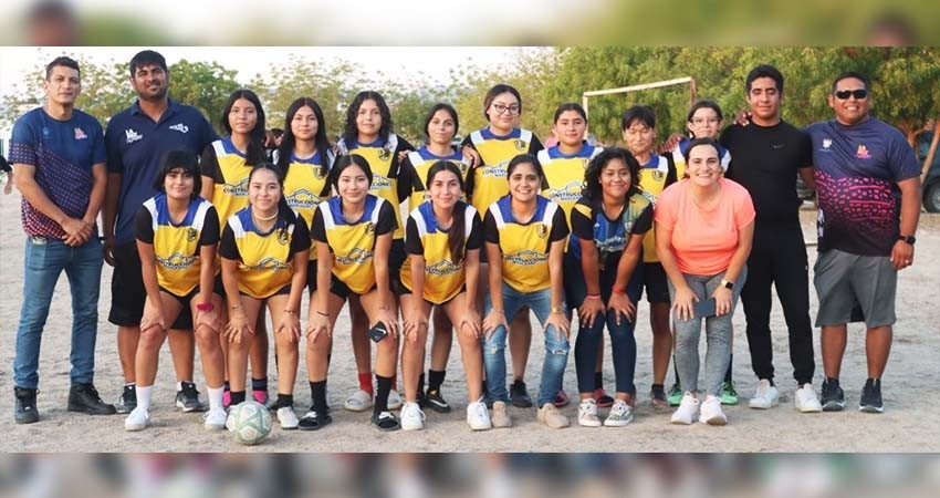 Supervisan Centro Impulso de fútbol femenil en Camino Real