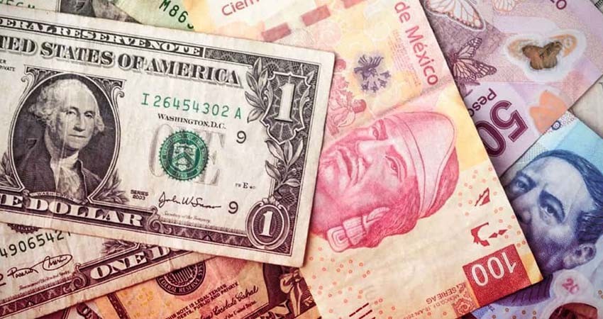 Peso mexicano retrocede tras alcanzar su mejor nivel desde 2015