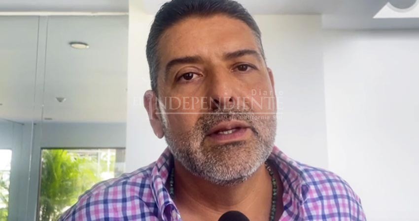 Ex lider del PRI muestra su apoyo al precandidato presidencial de Morena