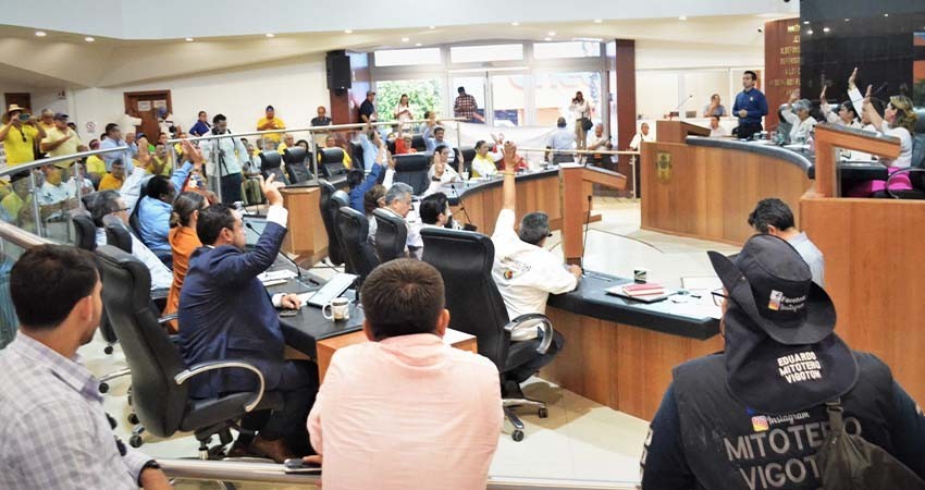 Dictamina el Congreso del Estado improcedente la elección del Lic. Rafael Siqueiros Flores como integrante del Consejo de la Judicatura del PJE