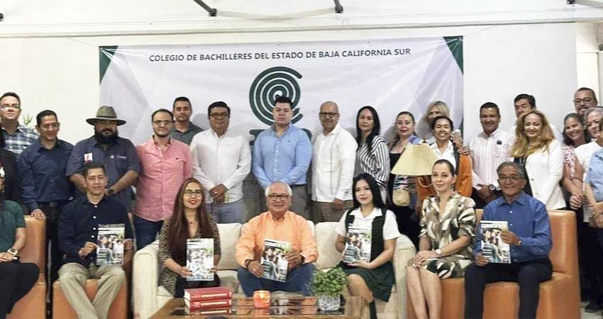 “Panorama UABCS” apoya a revista “Cobach BCS” en su primera edición