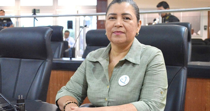 Pide Comisión de Igualdad del Congreso de BCS concesiones de transporte para mujeres