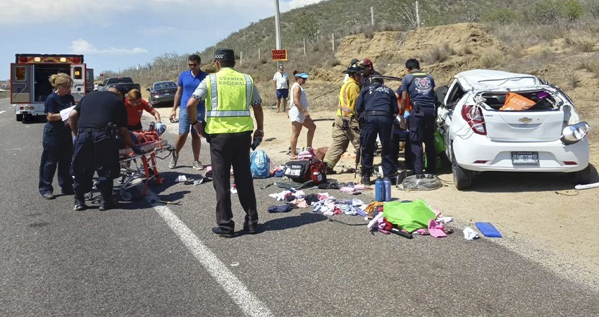 Una mujer perdió la vida tras volcarse en carretera a CSL