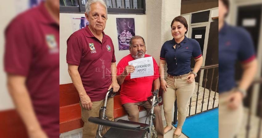 Continua el Ayuntamiento de Los Cabos con la entrega de apoyos a familias necesitadas